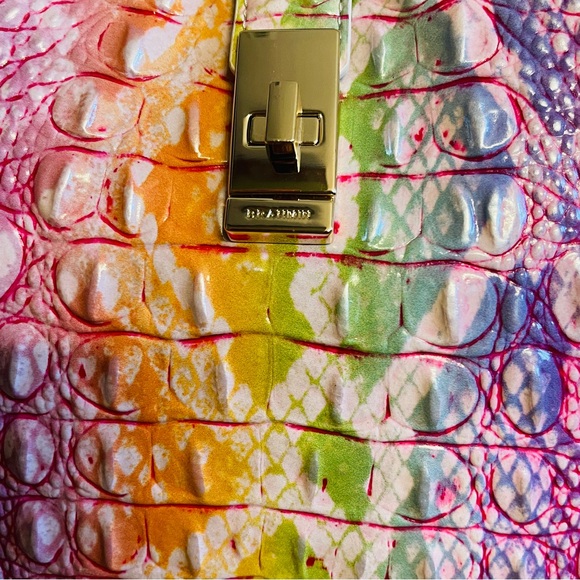 💘NWOT! RARE COLOR!! Brahmin Leather Croc Shira in Optimism! - Picture 9 of 16